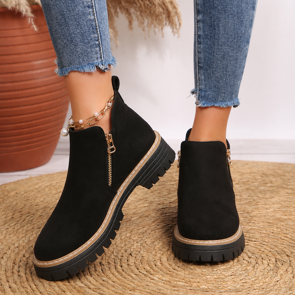 Alessia - Women's Ankle Boots