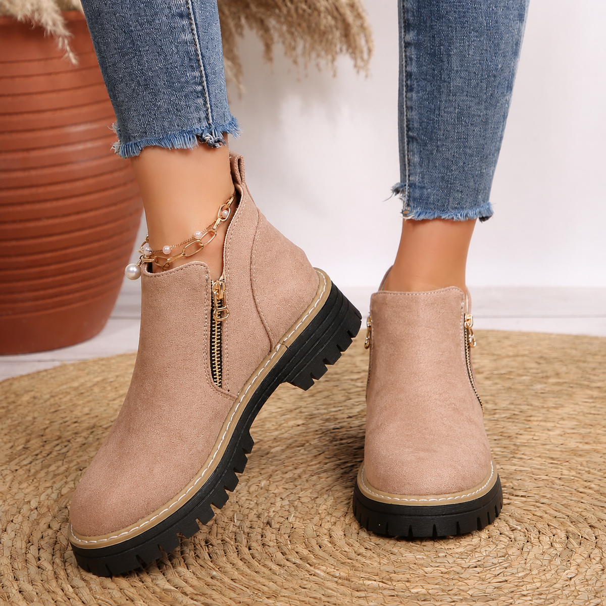 Alessia - Women's Ankle Boots