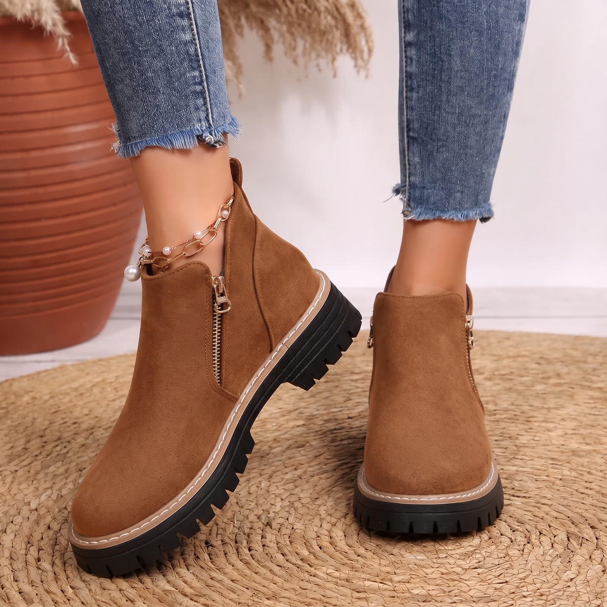 Alessia - Women's Ankle Boots